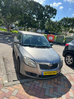 Škoda Fabia 2ème main, 2011, main privée