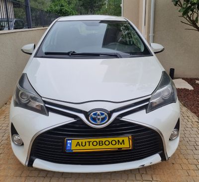 Toyota Yaris 2ème main, 2014