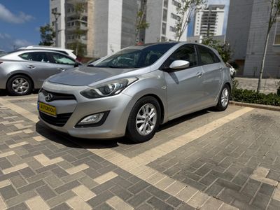 יונדאי i30 יד 2 רכב, 2014, פרטי