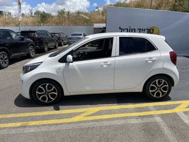 Kia Picanto 2nd hand, 2021, private hand