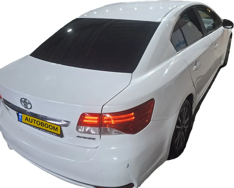 Toyota Avensis 2nd hand, 2014, private