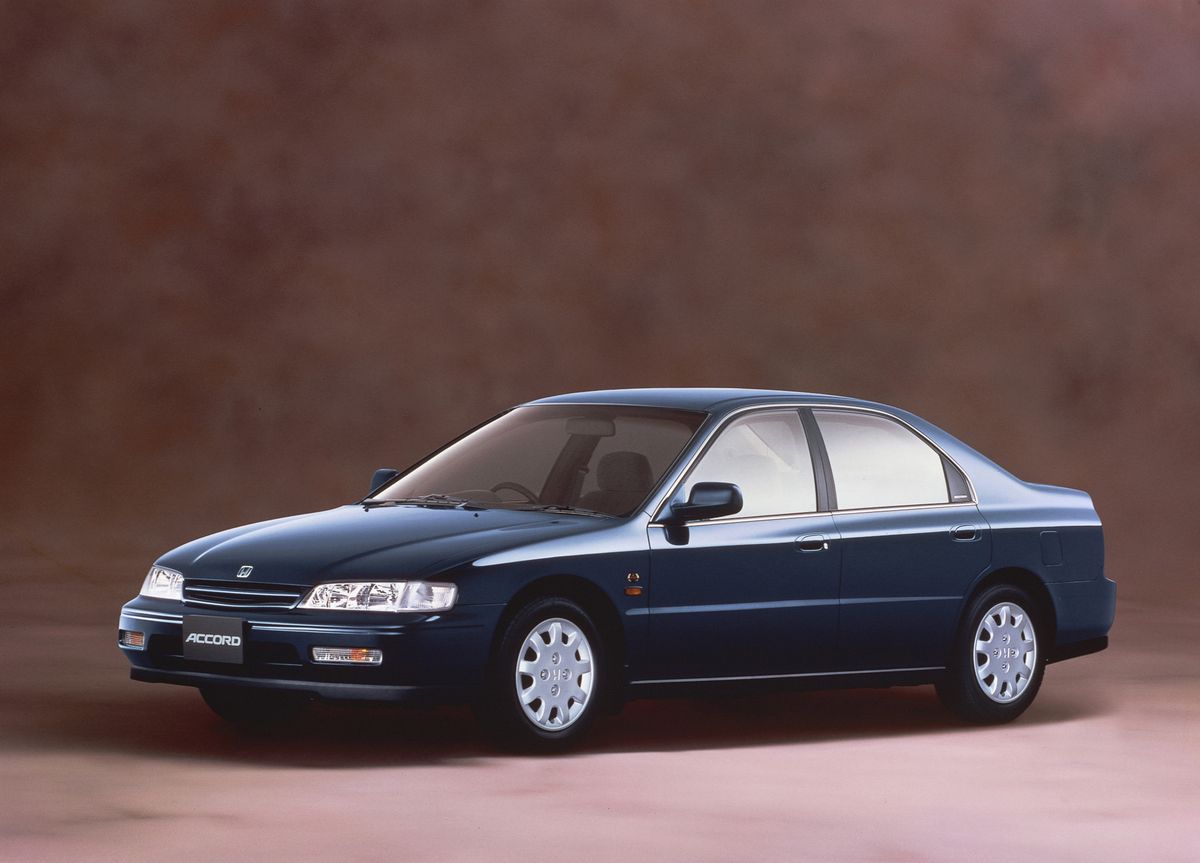 Хонда Аккорд 1993. Кузов, экстерьер. Седан, 5 поколение