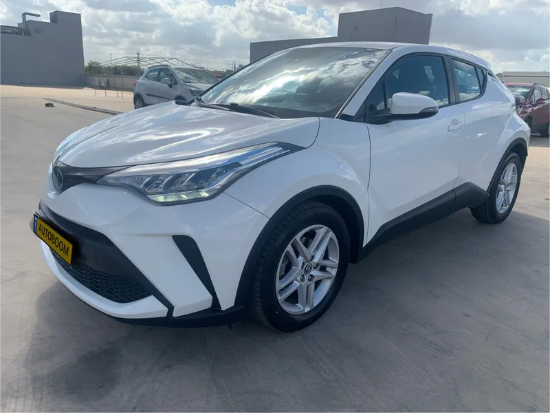 Toyota C-HR с пробегом, 2022, частная рука