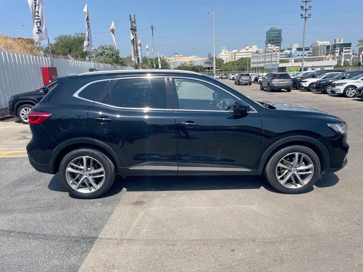 MG EHS 2ème main, 2022, main privée