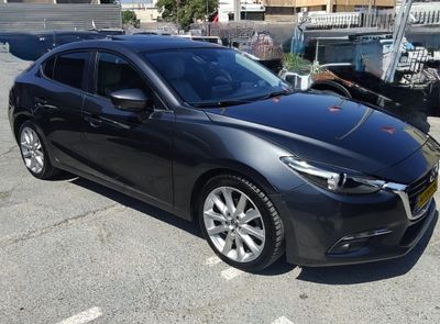 Mazda 3, 2018, фото