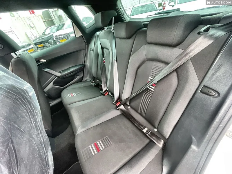 SEAT Arona 2nd hand, 2021