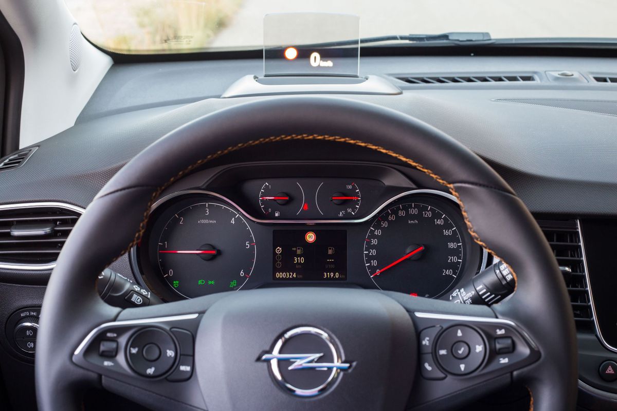 Opel Crossland X 2017. Dashboard. SUV 5-doors, 1 generation