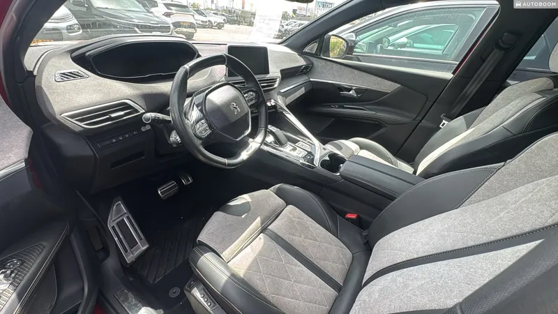 Peugeot 3008 2nd hand, 2021