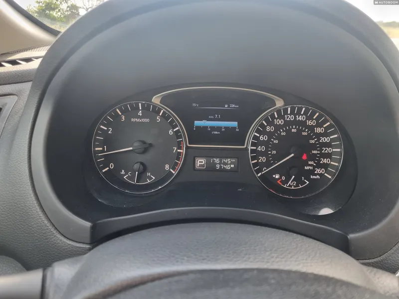 Nissan Altima 2nd hand, 2015, private