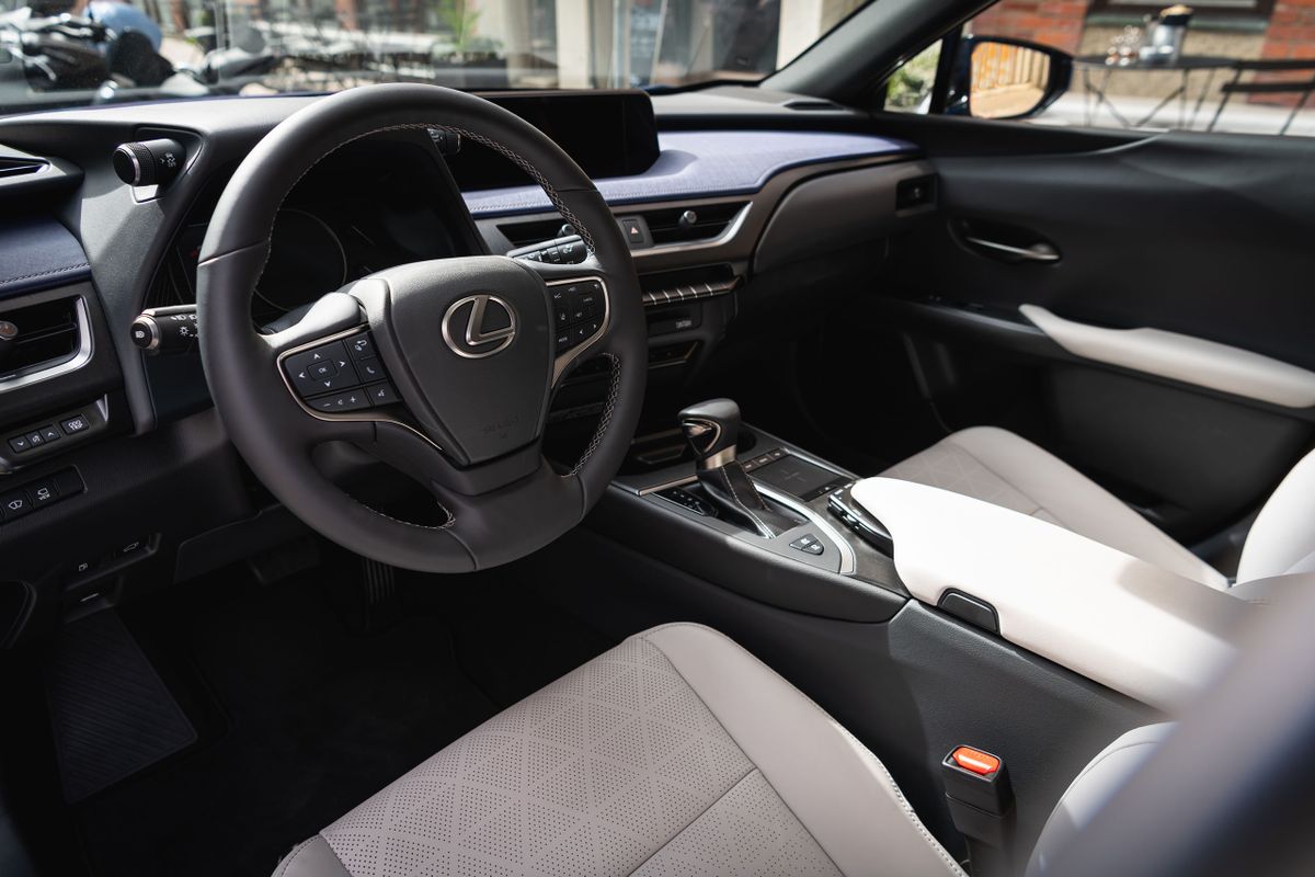Lexus UX 2018. Front seats. SUV 5-doors, 1 generation