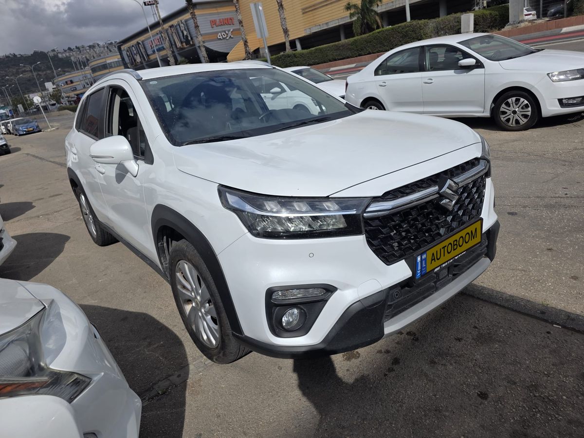 Suzuki S-Cross 2nd hand, 2022, private