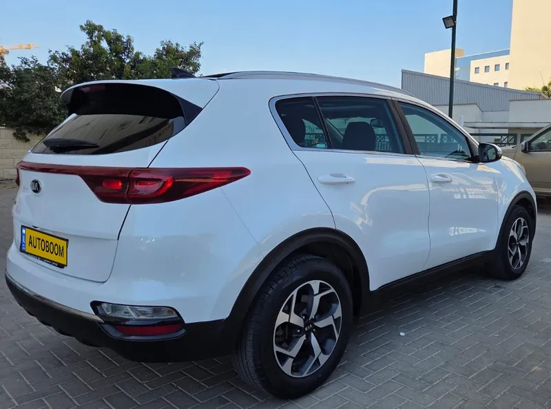 Kia Sportage 2nd hand, 2021, private