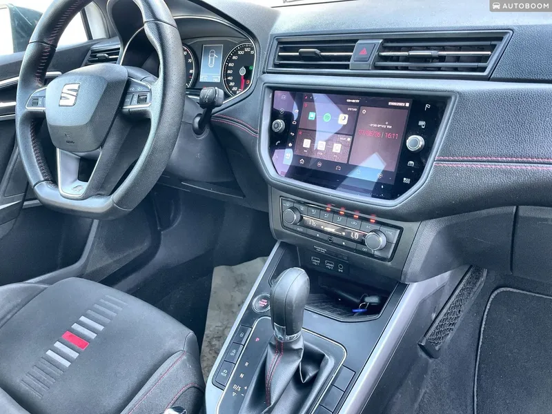 SEAT Arona с пробегом, 2019