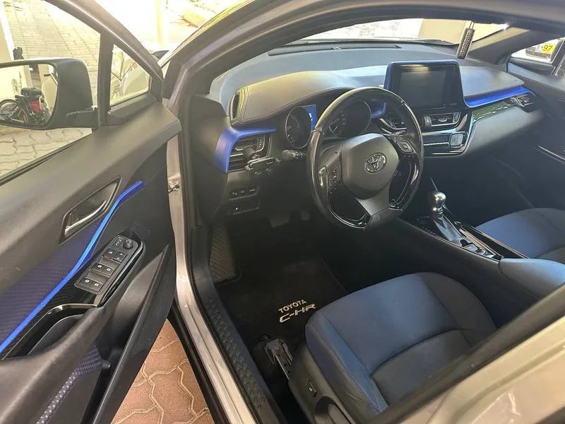 טויוטה C-HR יד 2 רכב, 2017, פרטי