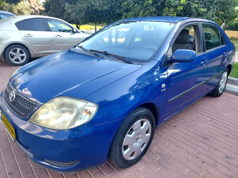 Toyota Corolla с пробегом, 2004, частная рука