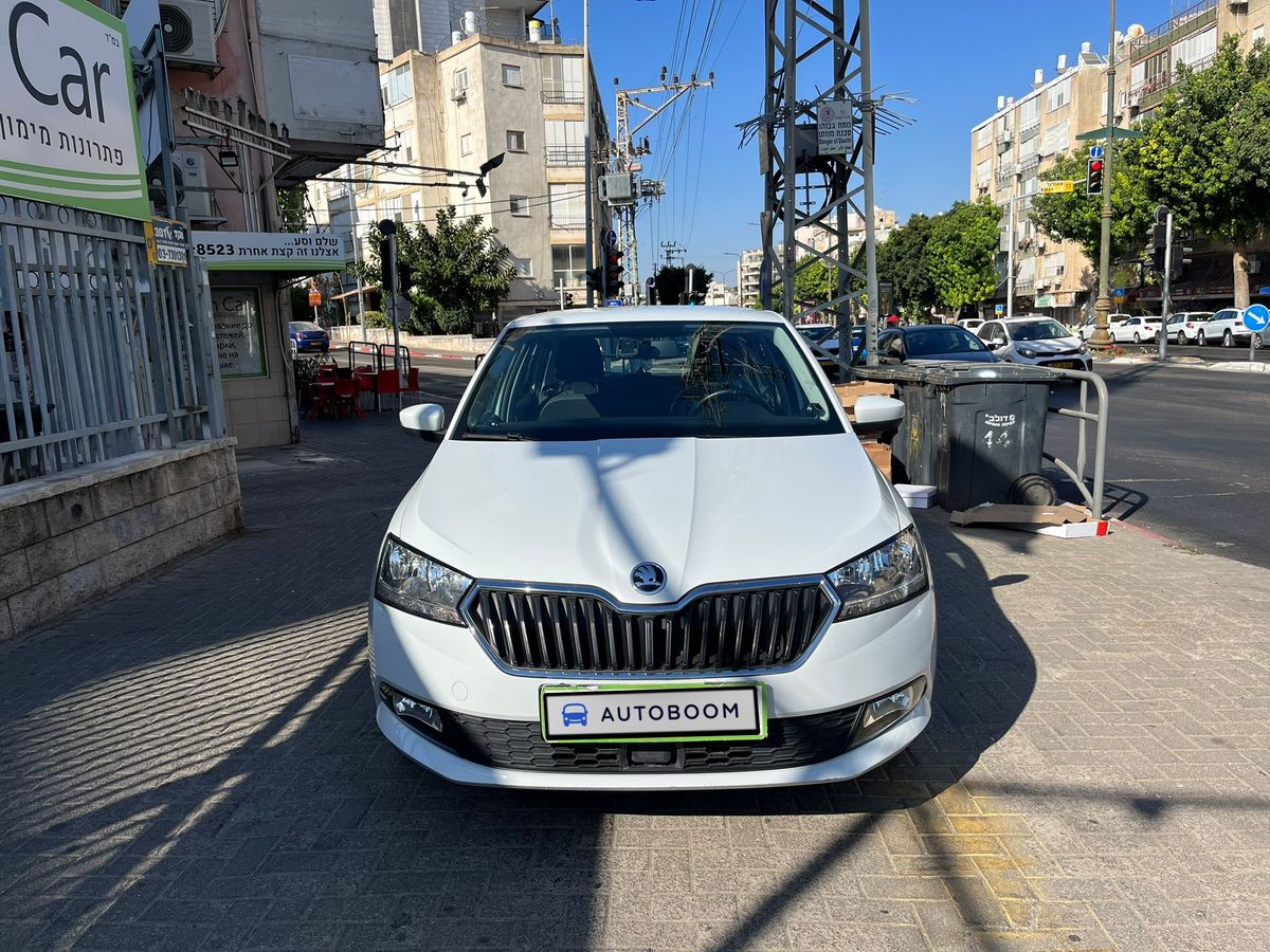 סקודה פאביה יד 2 רכב, 2019, פרטי