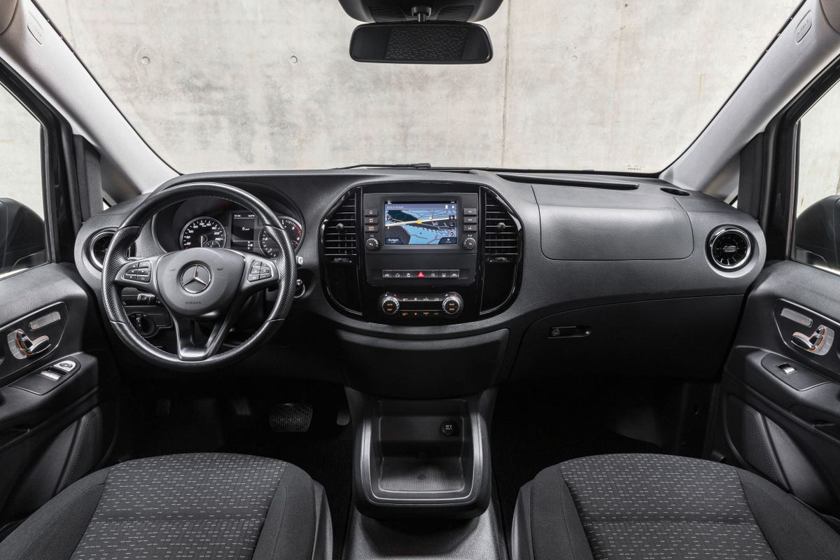 Mercedes Vito 2020. Front seats. Minivan, 3 generation, restyling 2