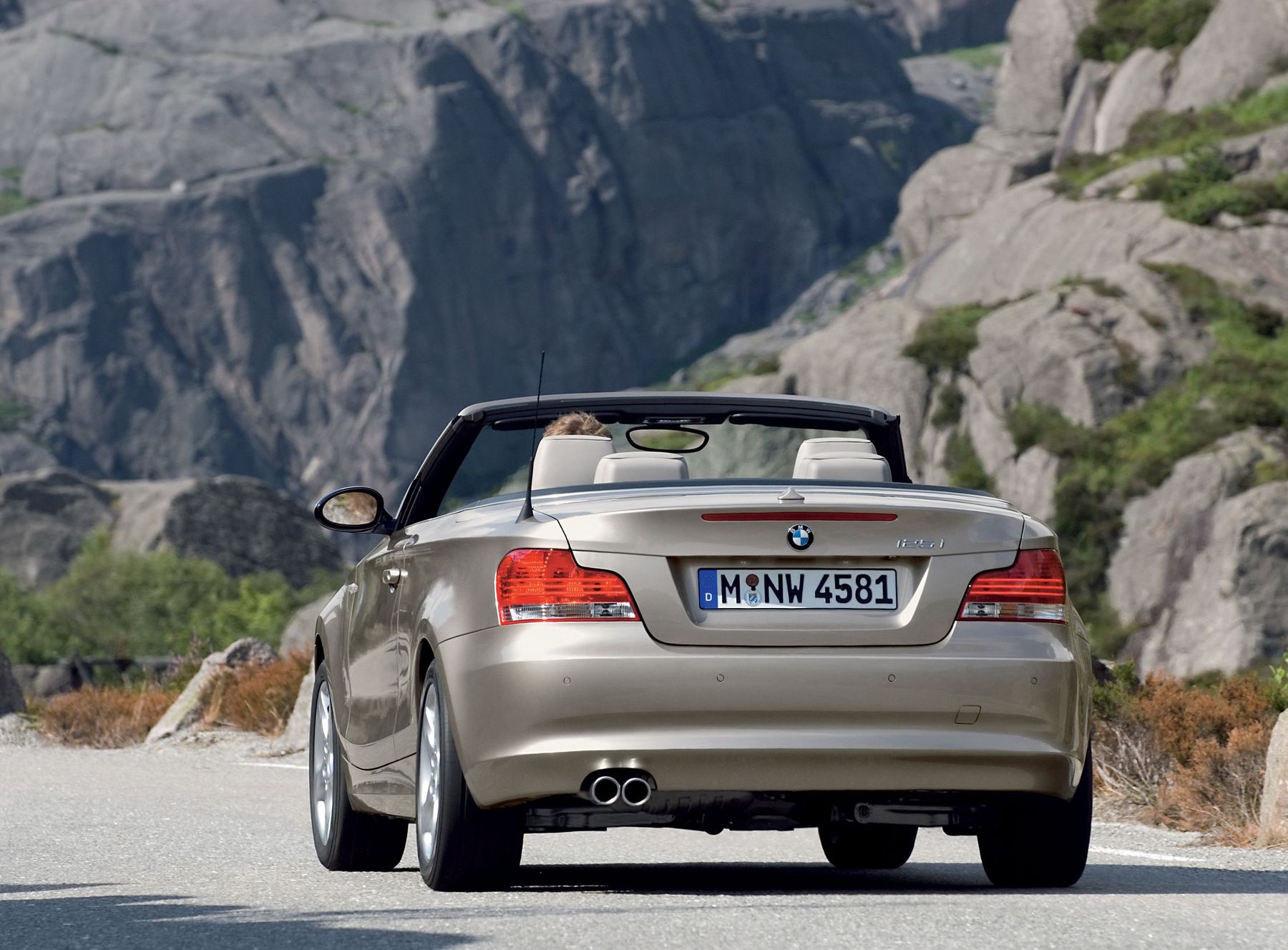 BMW 120i кабриолет