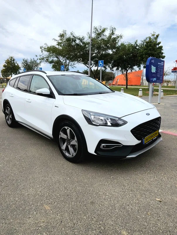 Ford Focus 2nd hand, 2020