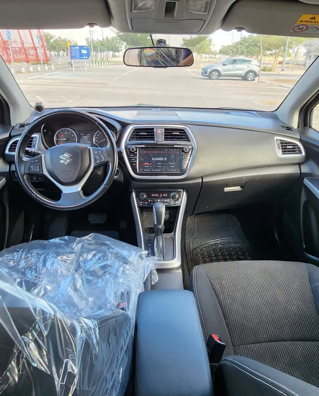Suzuki Crossover с пробегом, 2021