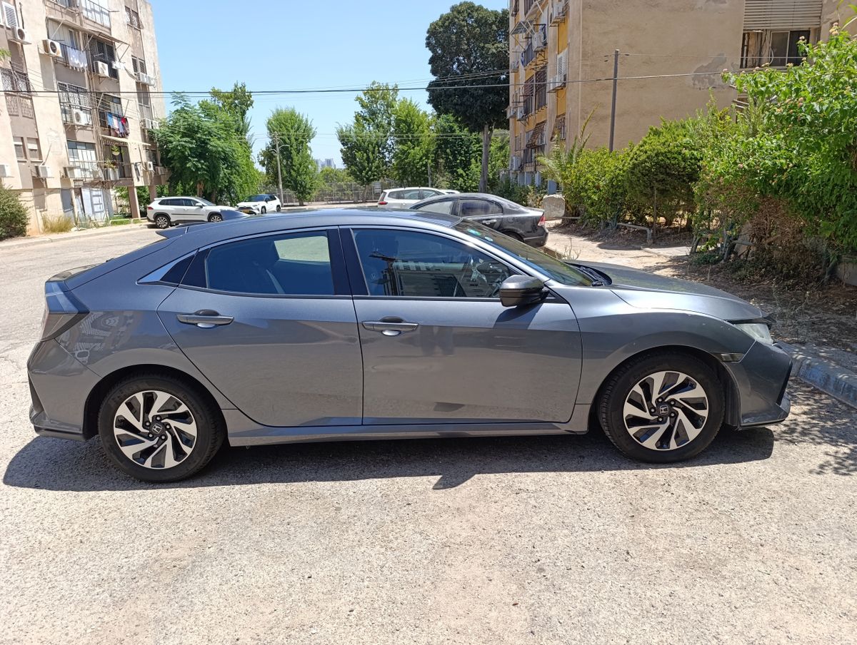 Honda Civic 2nd hand, 2019, private