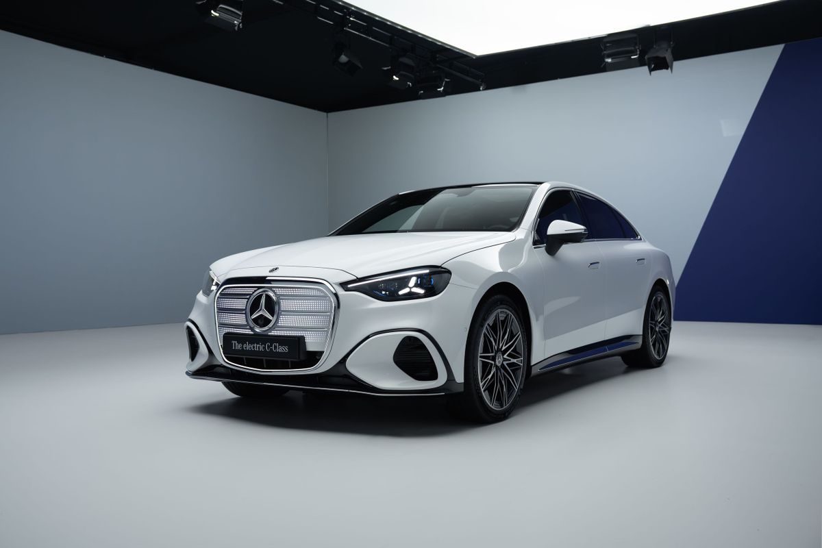 מרצדס C-Class. הרכב.