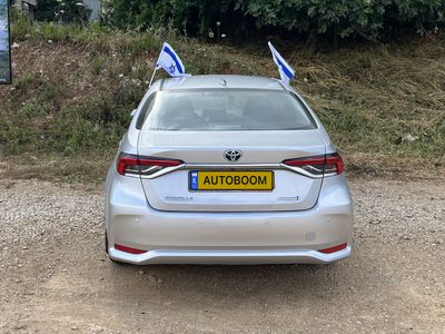 טויוטה קורולה יד 2 רכב, 2020, פרטי