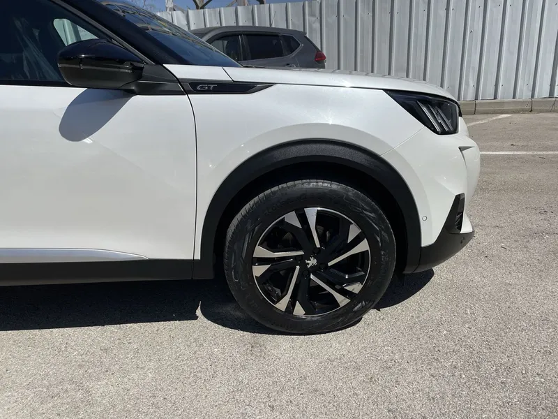 Peugeot 2008 с пробегом, 2022, частная рука