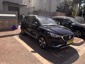 MG ZS, 2021, фото