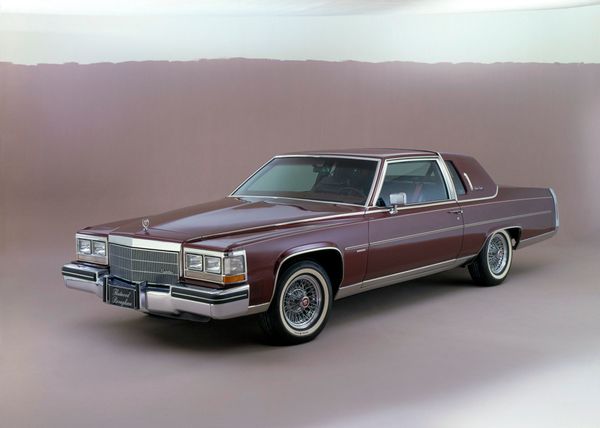 Cadillac Fleetwood Brougham 1977. Carrosserie, extérieur. Coupé, 1 génération