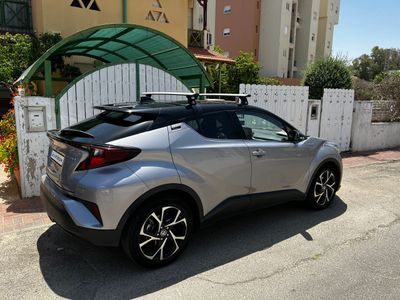 Toyota C-HR 2nd hand, 2020