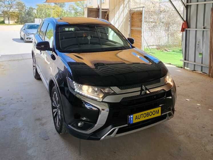 Mitsubishi Outlander 2nd hand, 2019, private hand