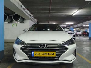 Hyundai Elantra, 2021, photo