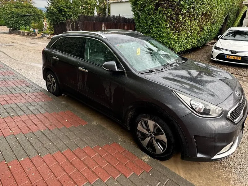 Kia Niro 2nd hand, 2017, private hand