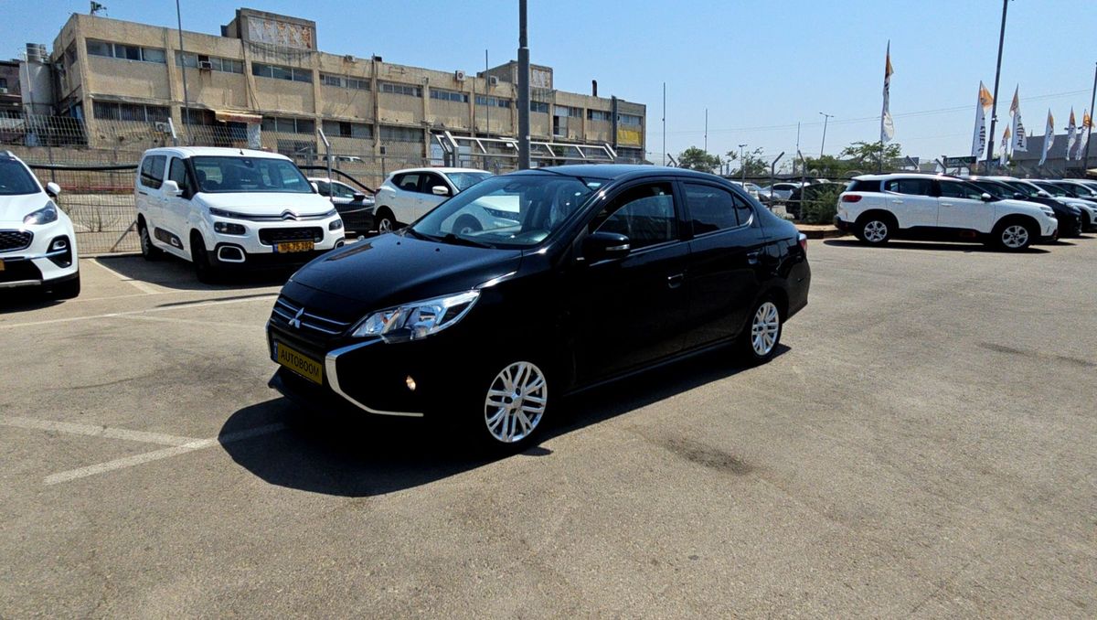 Mitsubishi Attrage 2ème main, 2020