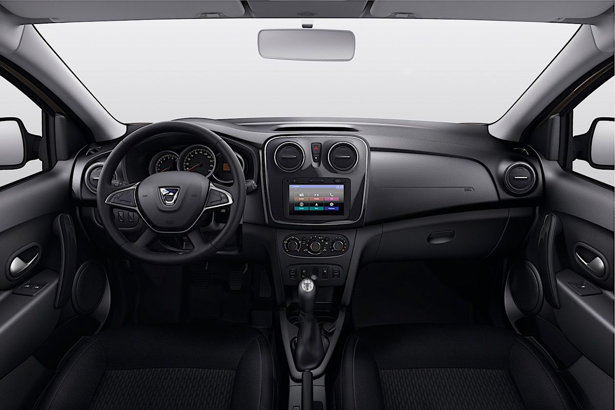 Dacia Sandero 2016. Siéges avants. Mini 5-portes, 2 génération, restyling