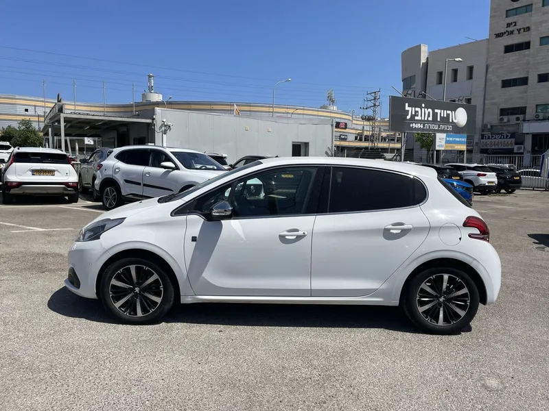 Peugeot 208 2ème main, 2019, main privée