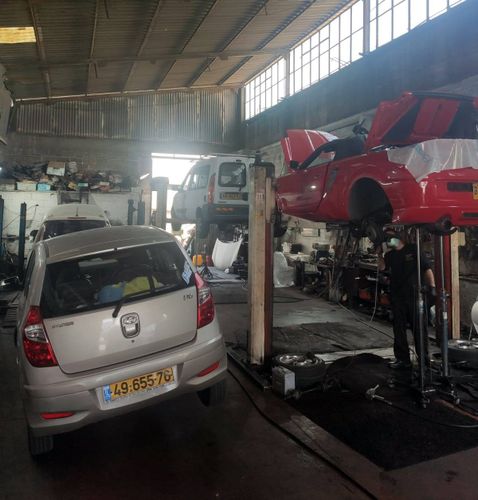 Garage holon. صورة 3