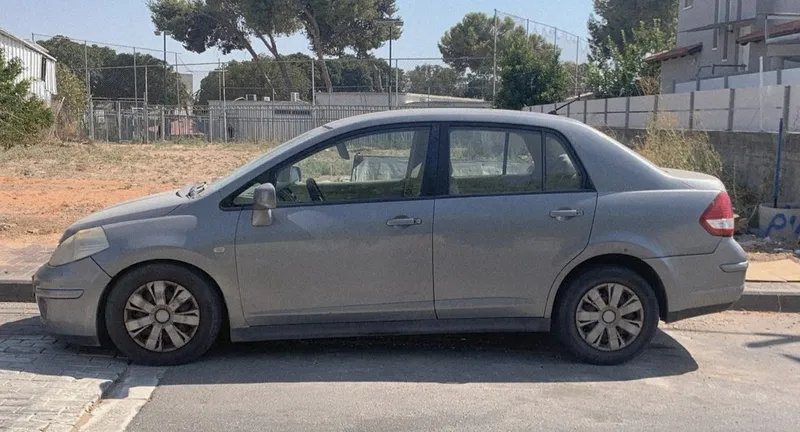 Nissan Tiida с пробегом, 2008, частная рука