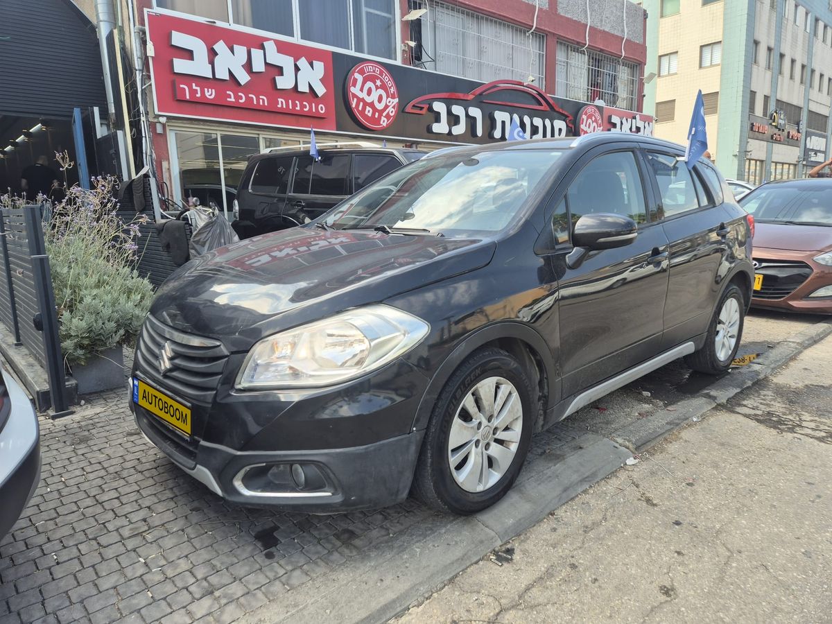 Suzuki SX4 с пробегом, 2014