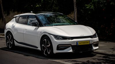 קיה EV6 יד 2 רכב, 2023, פרטי