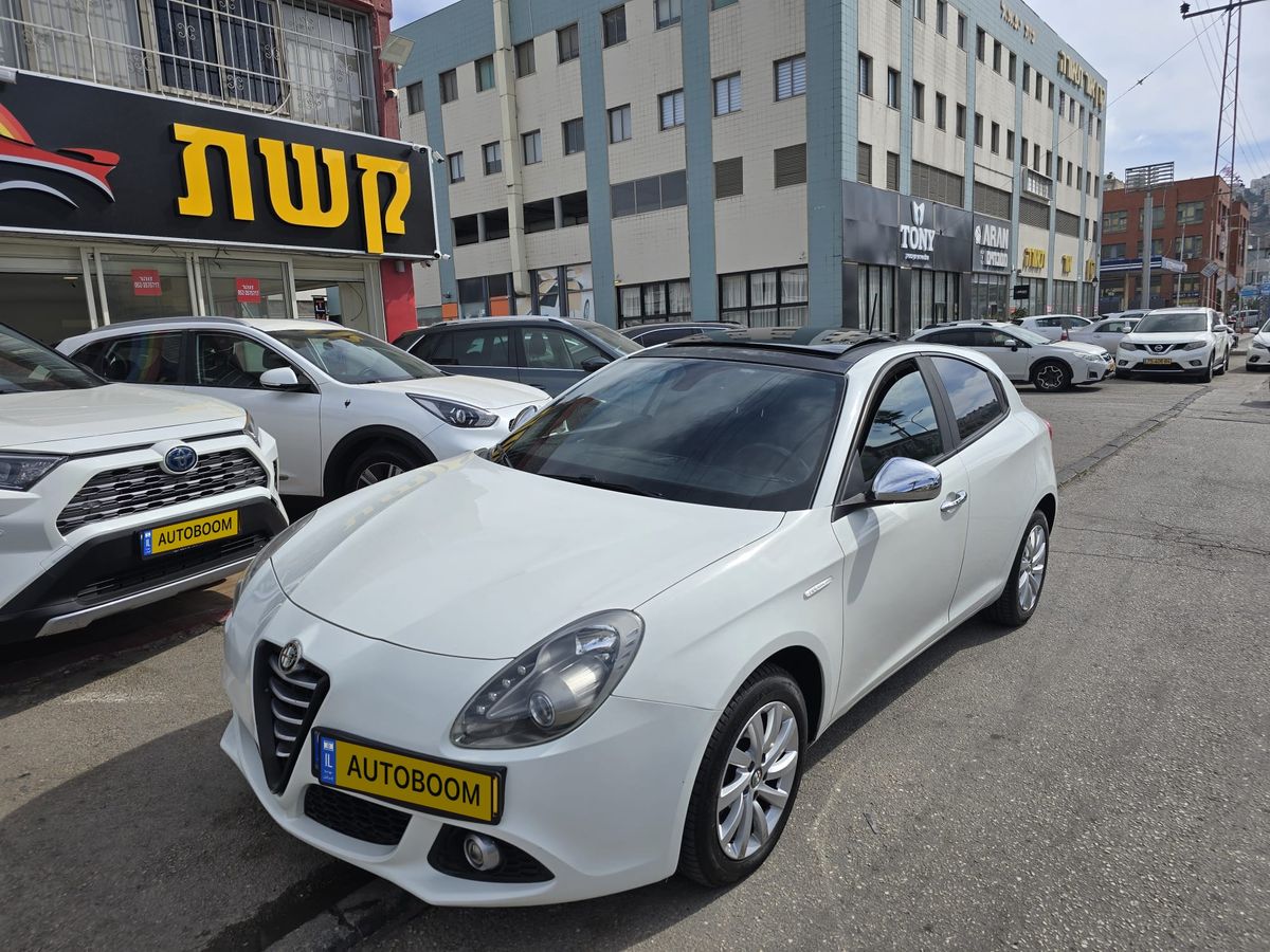Alfa Romeo Giulietta с пробегом, 2016