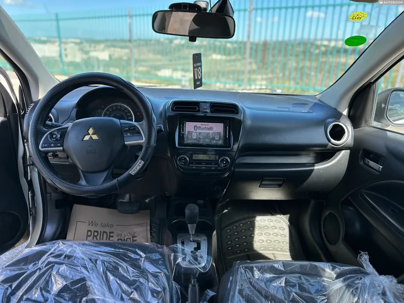 Mitsubishi Attrage 2ème main, 2015