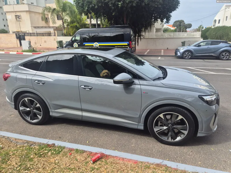 אאודי Q4 ספורטבק e-tron יד 2 רכב, 2024, פרטי