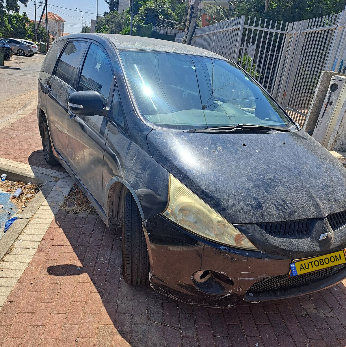 Mitsubishi Grandis 2ème main, 2010, main privée