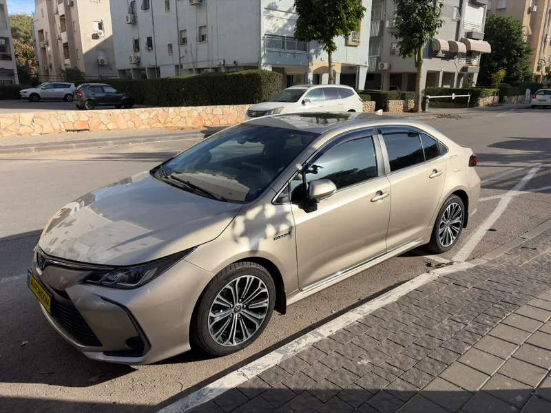 טויוטה קורולה יד 2 רכב, 2021, פרטי