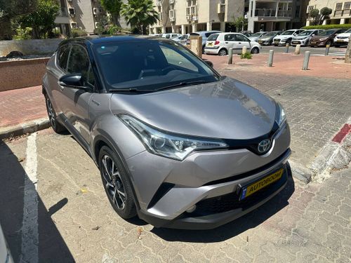 טויוטה C-HR, 2017, תמונה