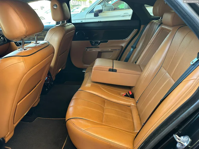 Jaguar XJ с пробегом, 2014, частная
