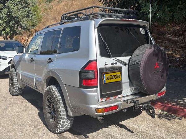 Mitsubishi Pajero 2nd hand, 2001, private hand