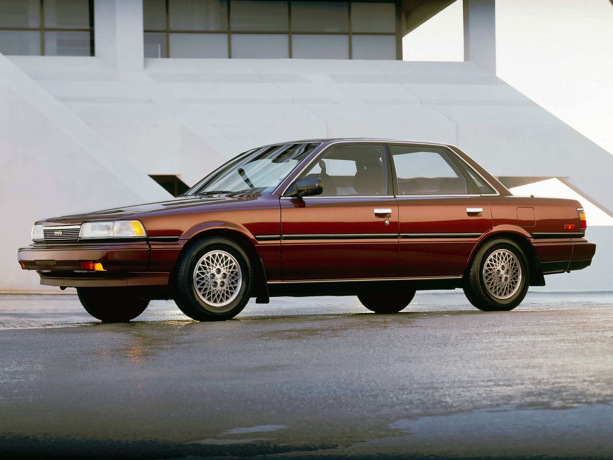 Тойота Камри 1986. Кузов, экстерьер. Седан, 2 поколение